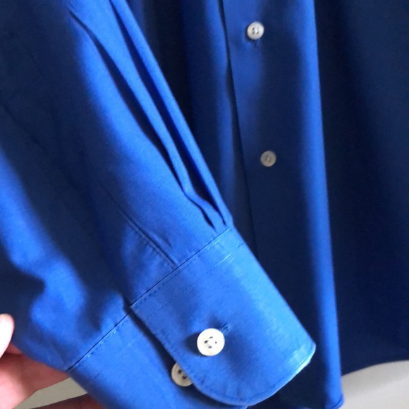 (2) Men's Van Heusen Wrinkle Free Long-Sleeve Shirts - Picture 8 of 10